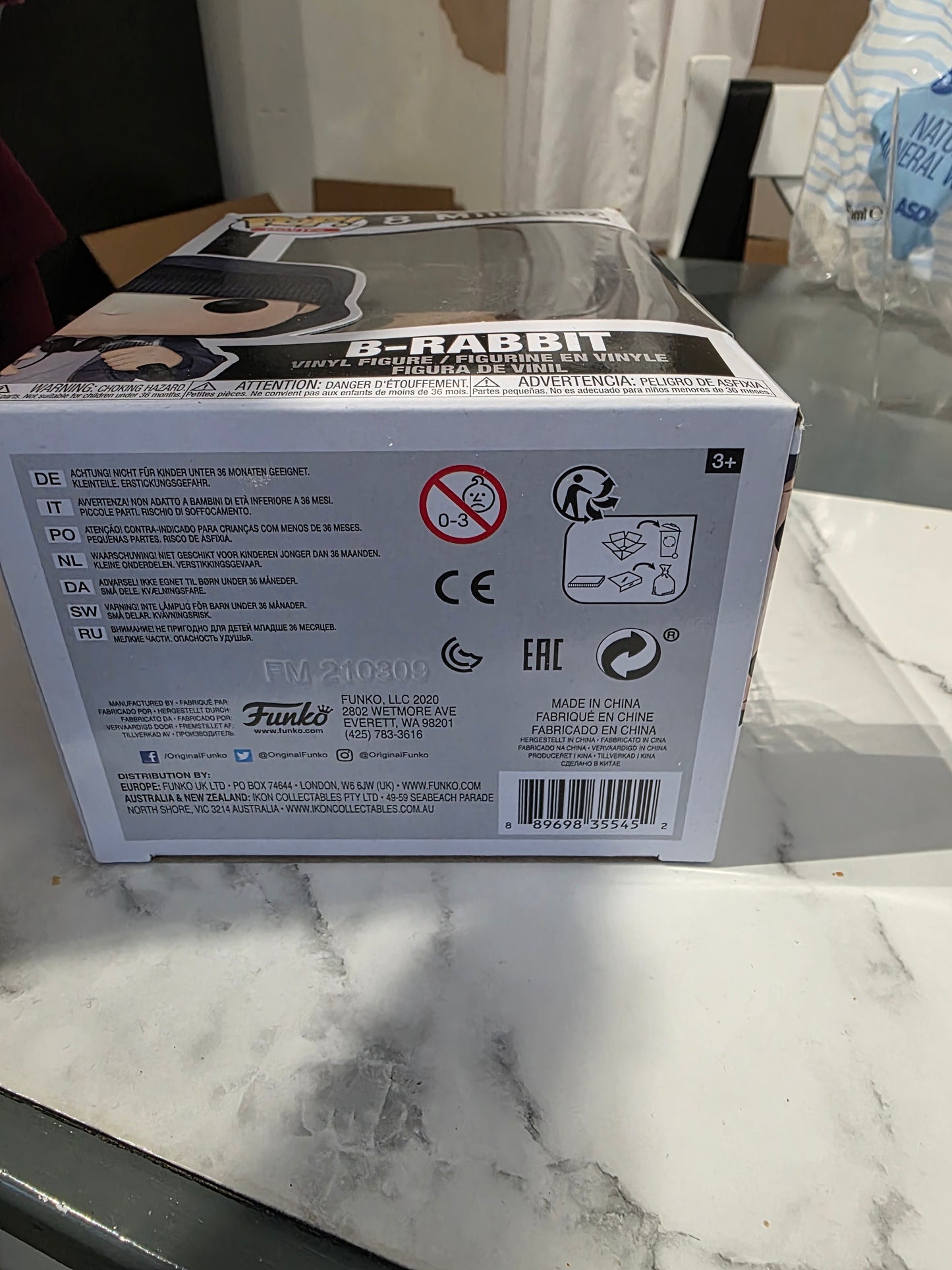 8 mile b-rabbit tiny box damage